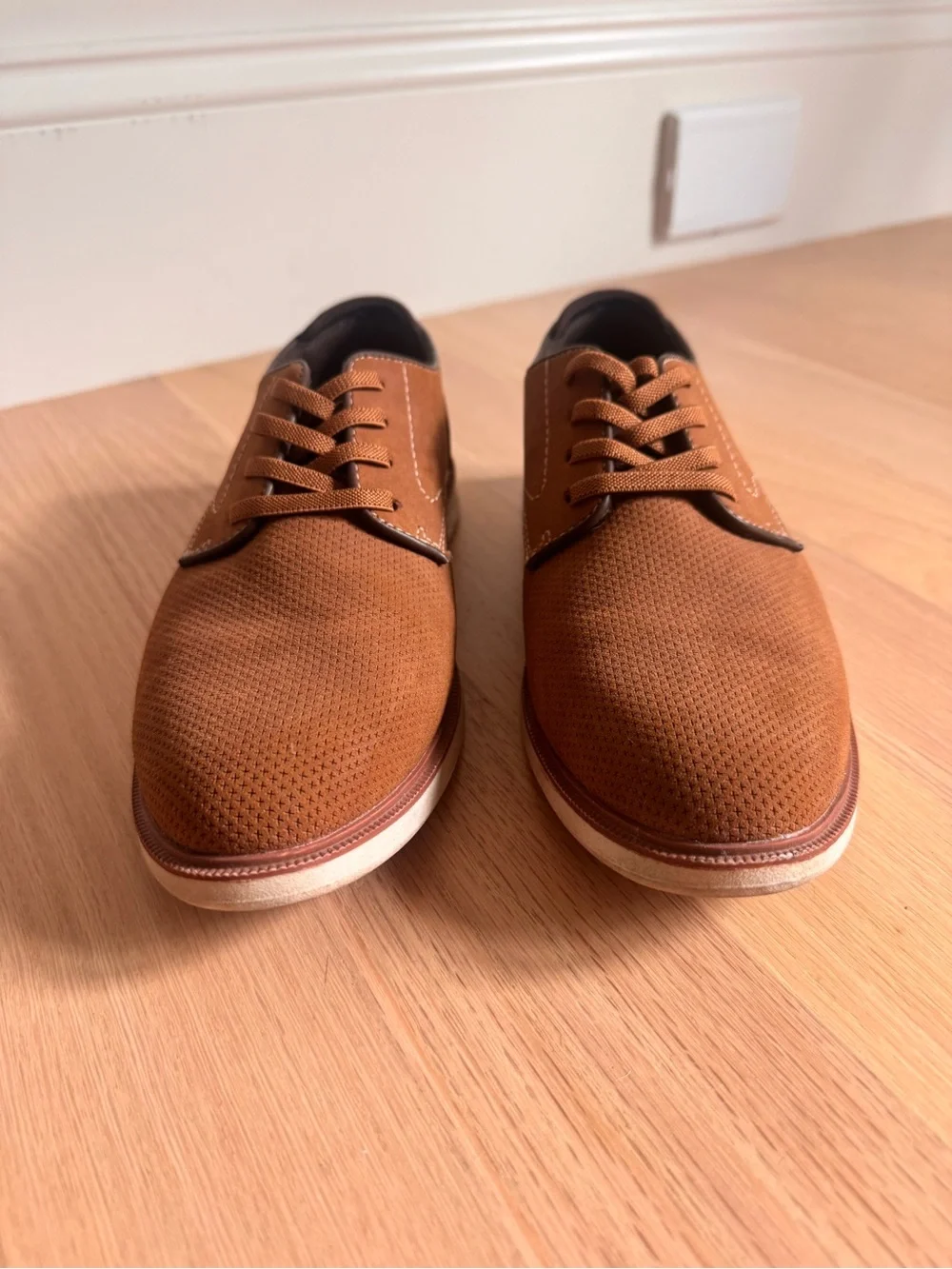 Boys Nordstrom Brown Suede (no tie) sneakers. Size 5